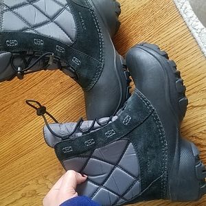 Columbia Unisex Snow Boots